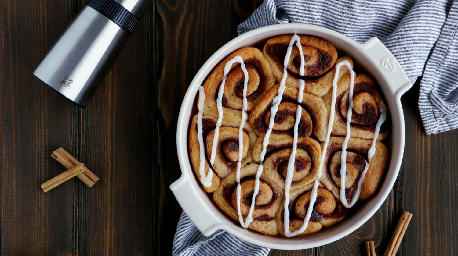 Petites brioches roulées à la cannelle - Peugeot Saveurs