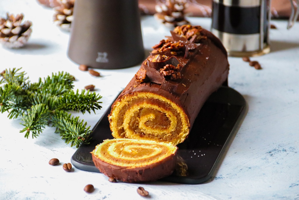 Buche de Noël roulée au café et au chocolat