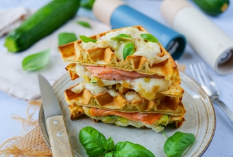 Croques-gaufres truite fumée et courgette